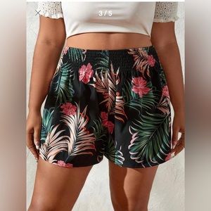 SHEIN VCAY Plus Tropical Print Wide Leg Shorts- size 0XL